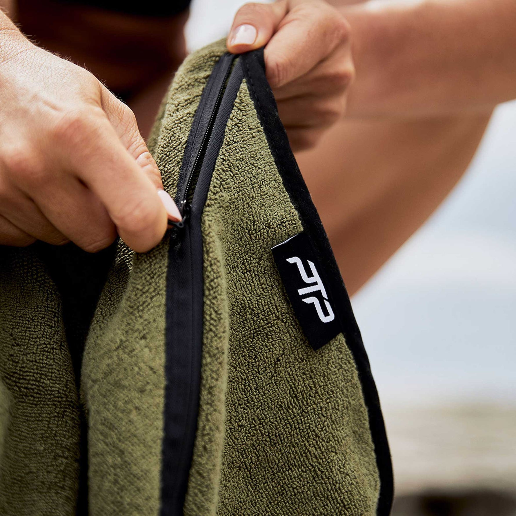SERVIETTE EN COTON SPORTS PRO RÉGULIÈRE